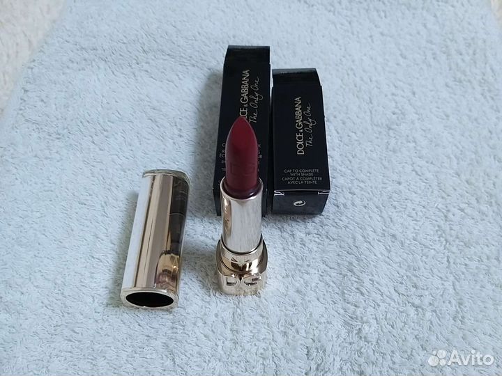 Помада и футляр Dolce&gananna