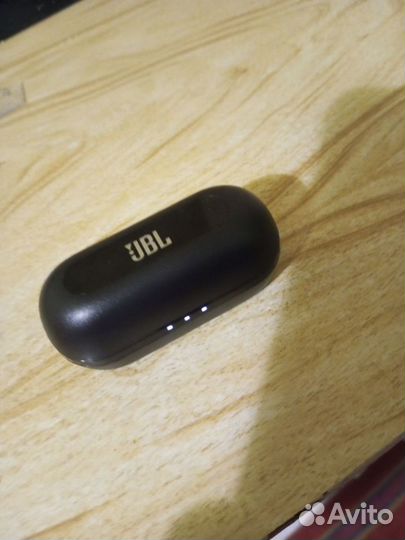 Наушники jbl T100tws