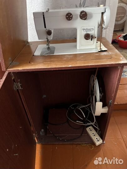 Швейная машинка