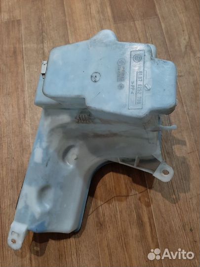 Бачок омывателя BMW X5 E53