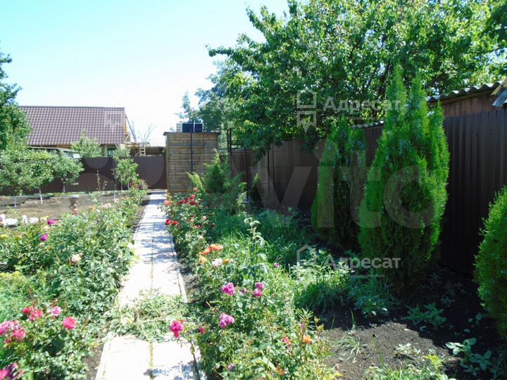 Дом 310,5 м² на участке 10,9 сот.