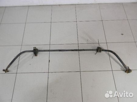 Стабилизатор передний