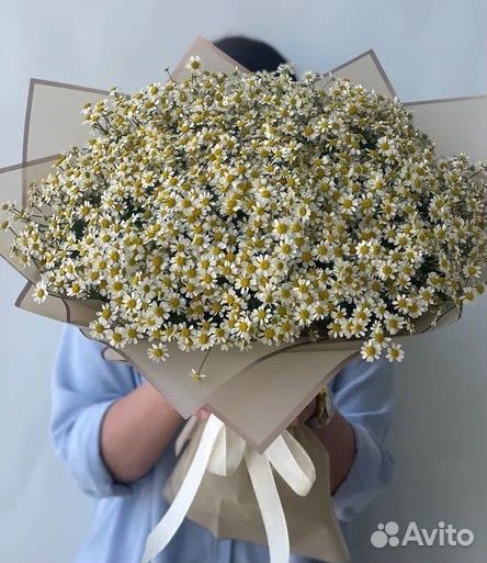 Букет из кустовых ромашек