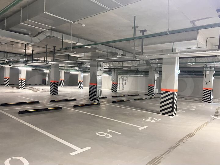 Машиноместо, 14 м²