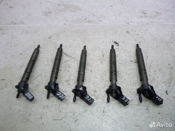 Форсунка топливная mercedes benz W221 2005-2013