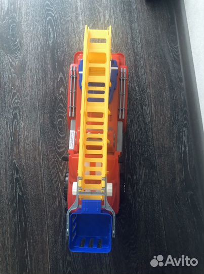 Игрушка пожарная машина