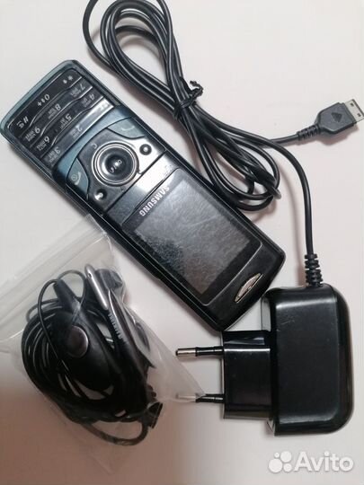 Samsung SGH-D520