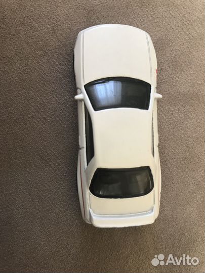 Hotwheels skyline r32