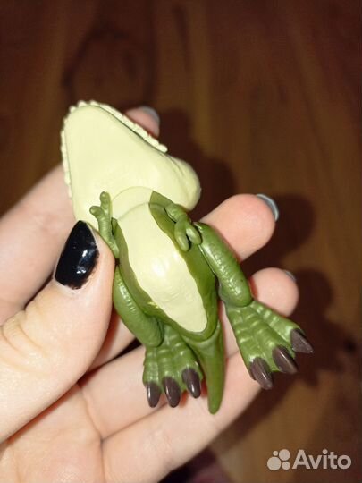 Динозавр Jurassic world кусачка маленький