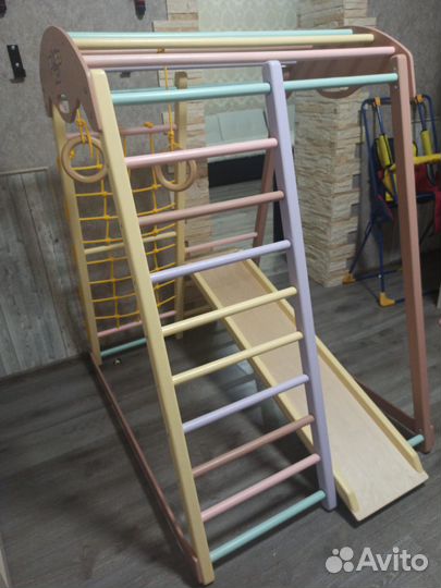 Продам спортивный уголок