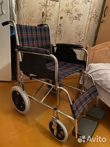 Кресло каталка инвалидная облегченная