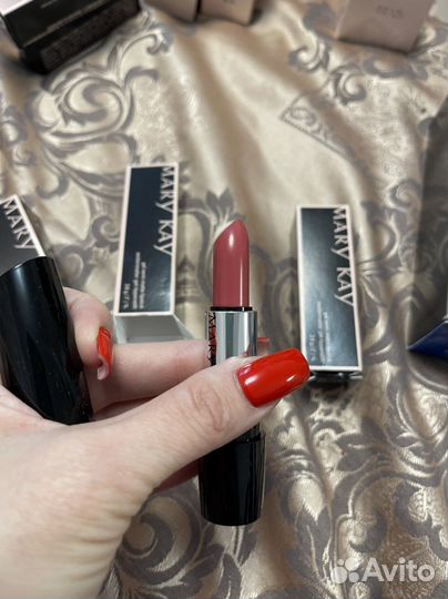 Помады Mary kay
