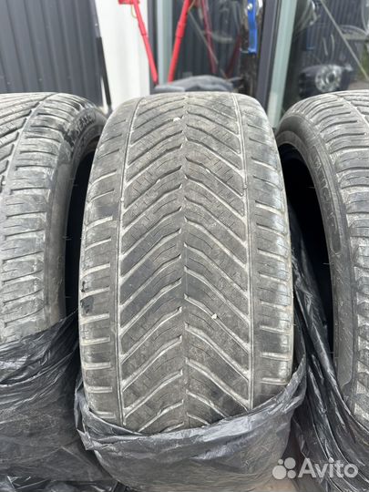 Tigar All Season 235/45 R18 98Y