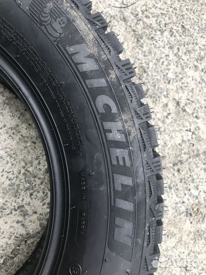 Michelin X-Ice North 4 215/60 R16 99T
