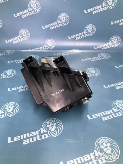 Фара противотуманная правая Opel Zafira B