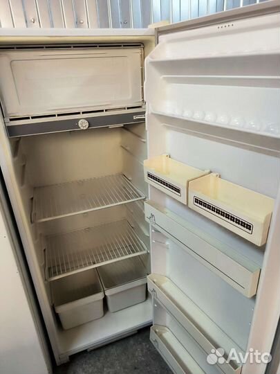 Холодильник Бирюса с морозилкой 150см с доставкой