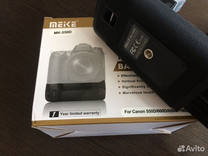 Батарейный блок для Canon 550D 600D 650D 700D