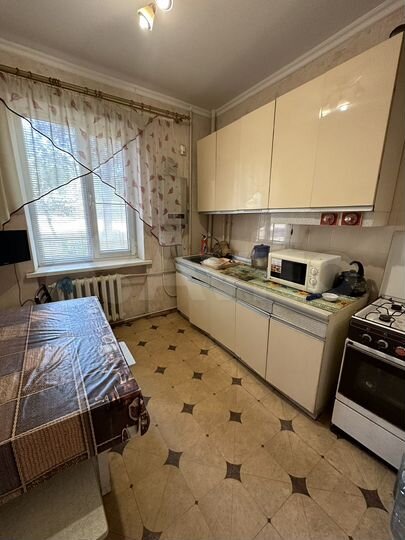 3-к. квартира, 63 м², 1/2 эт.