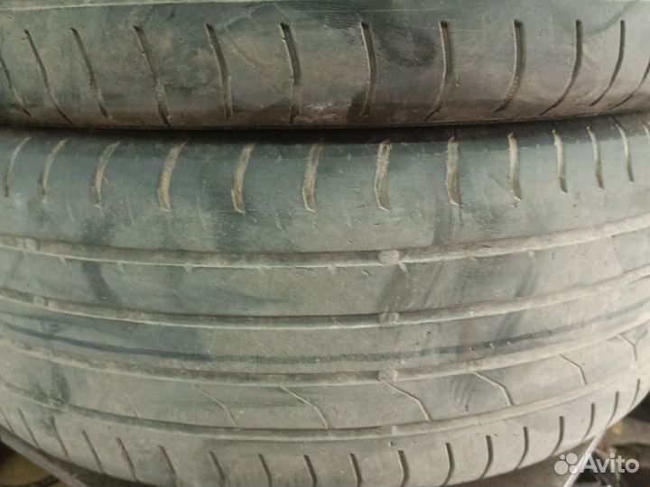Continental ContiPremiumContact 2 215/55 R17 94V