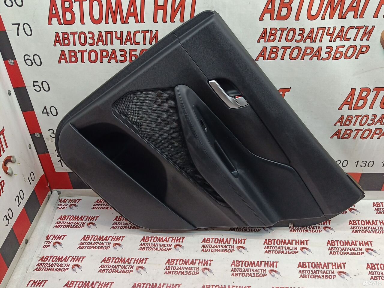 Обшивка двери задней правой Санта Фе 4 TM