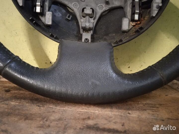 Рулевое колесо Renault Megane 2