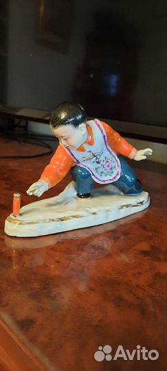 Статуэтка Китай