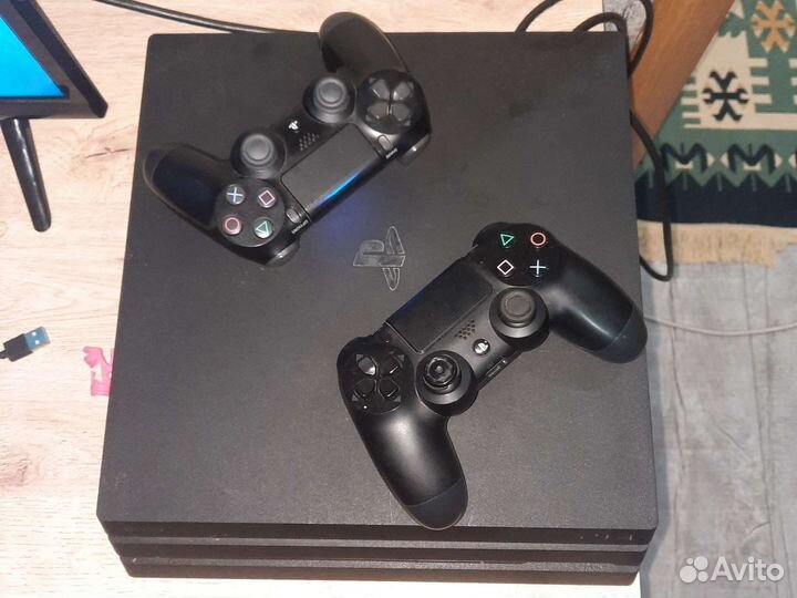 Sony PS4 Pro 1tb