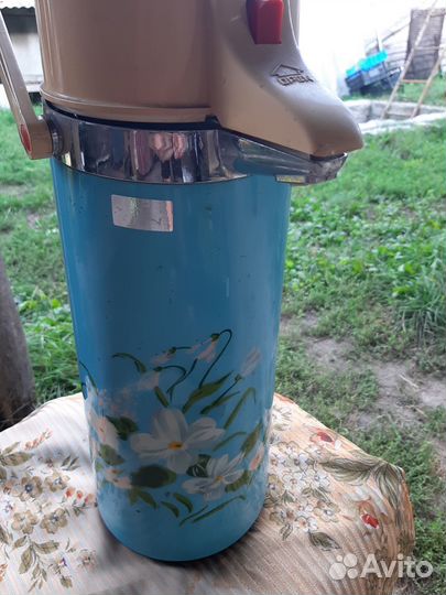 Термос с помпой