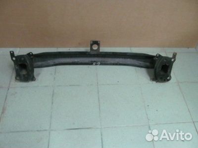 Усилитель переднего бампера Volkswagen Golf 5