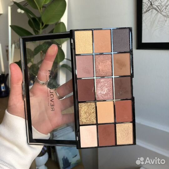 Тени для век палетка relovution / nyx