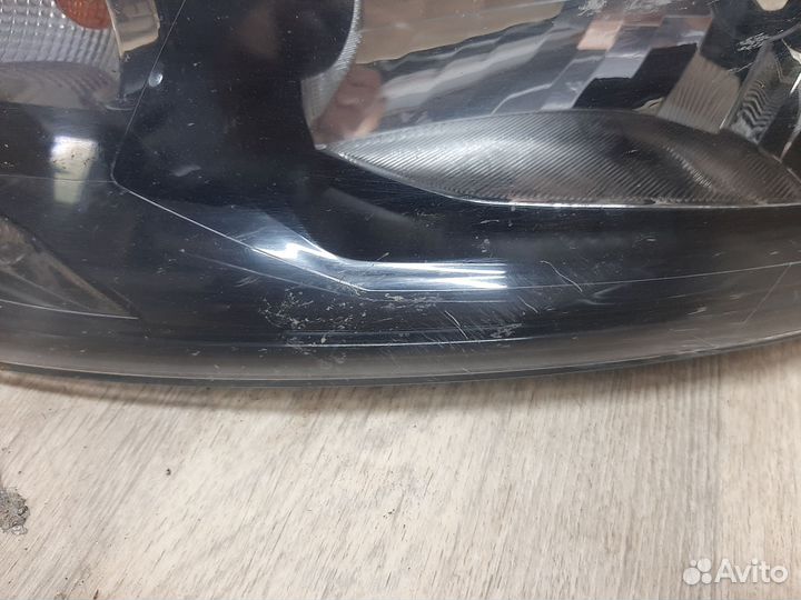 Фара VW Polo 5 левая