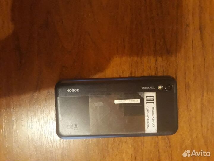 Телефон honor 8s