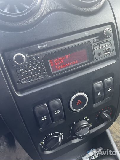 Магнитофон