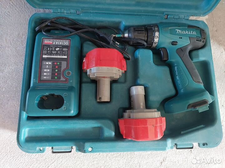 Шуруповерт Makita