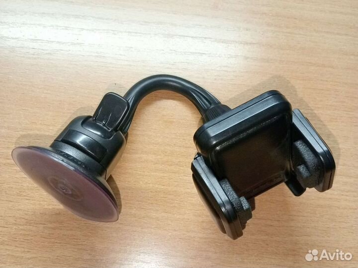 Держатель для телефона в машину