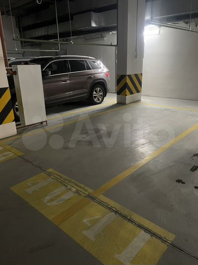 Машиноместо