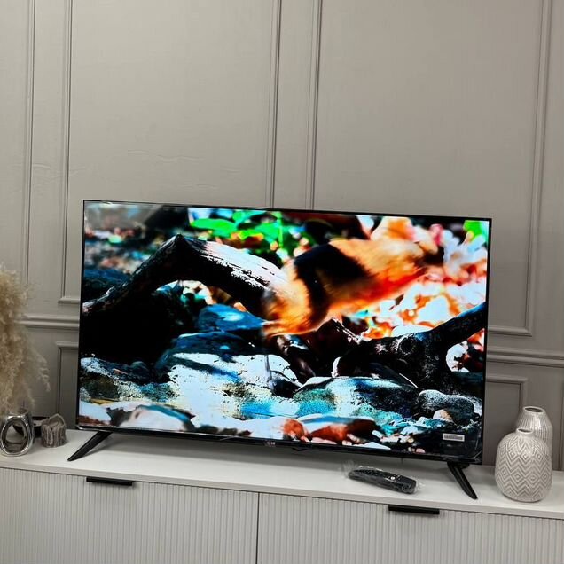 Телевизор 50 LG SMART TV + кронштейн +гарантия
