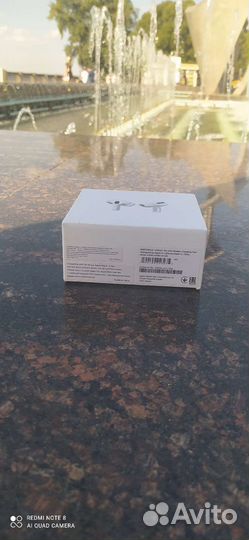 Беспроводные наушники apple airpods