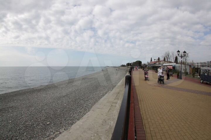 2-к. квартира, 65 м², 2/4 эт.