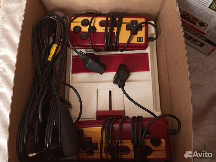 Игровая приставка dendy