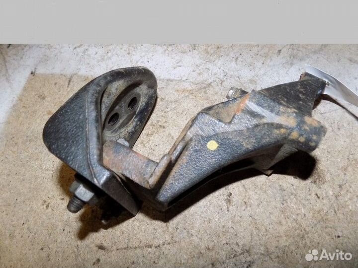 Кронштейн генератора Aveo (T250) 2005-2011