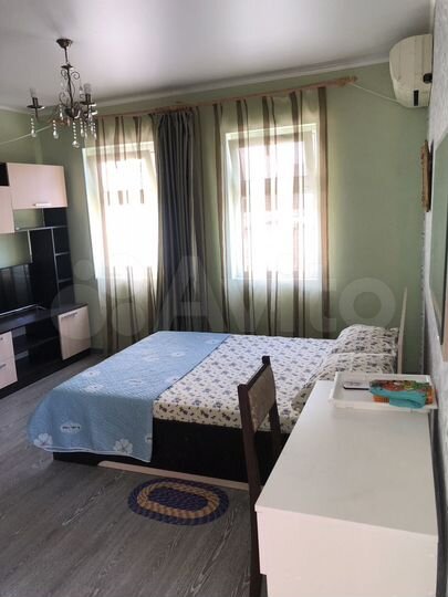 Комната 35 м² в 5-к., 2/2 эт.