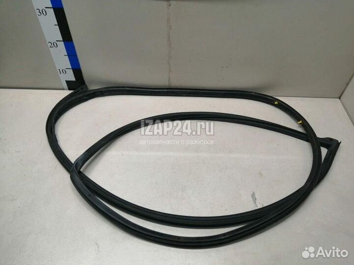 Уплотнитель двери KIA Ceed 2011 ED G4FC Перед. Пра