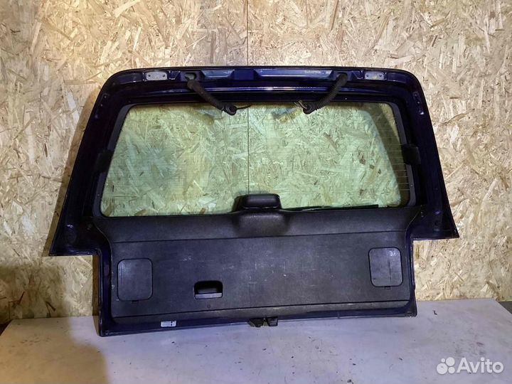 Дверь багажника Volkswagen Passat