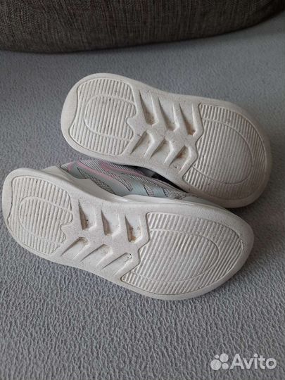 Кроссовки для девочки 29 размер