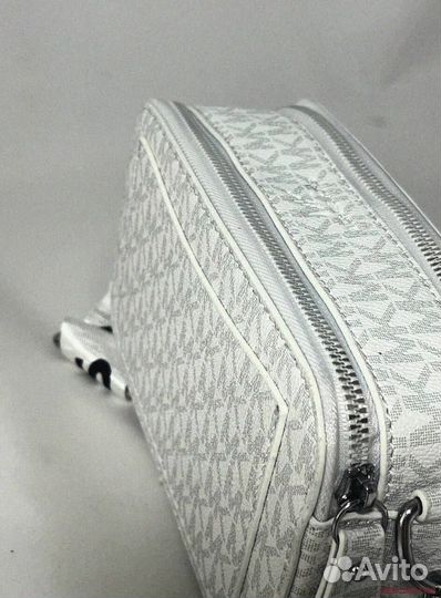 Michael Kors: ваша идеальная сумка через плечо