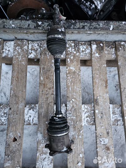 Nissan Avenir Expert Привод правый передний 4wd