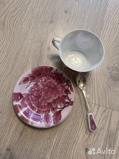 Чашка с блюдцем