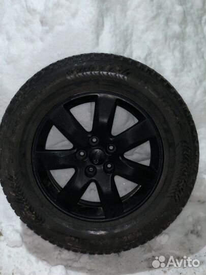 Nokian Tyres Hakkapeliitta 8 SUV 235/65 R17