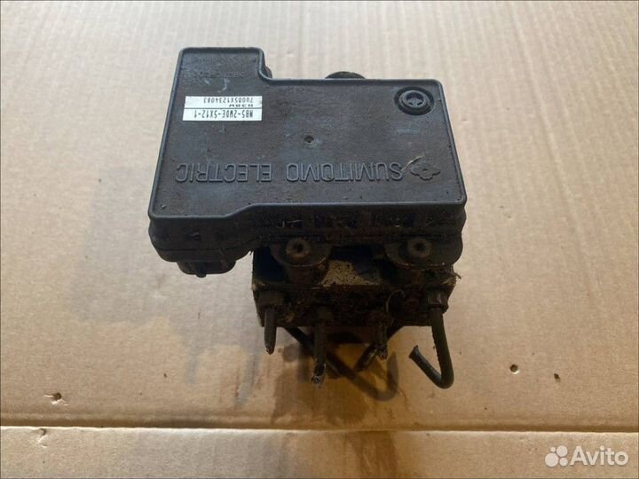 Блок ABS (насос) Mitsubishi Lancer